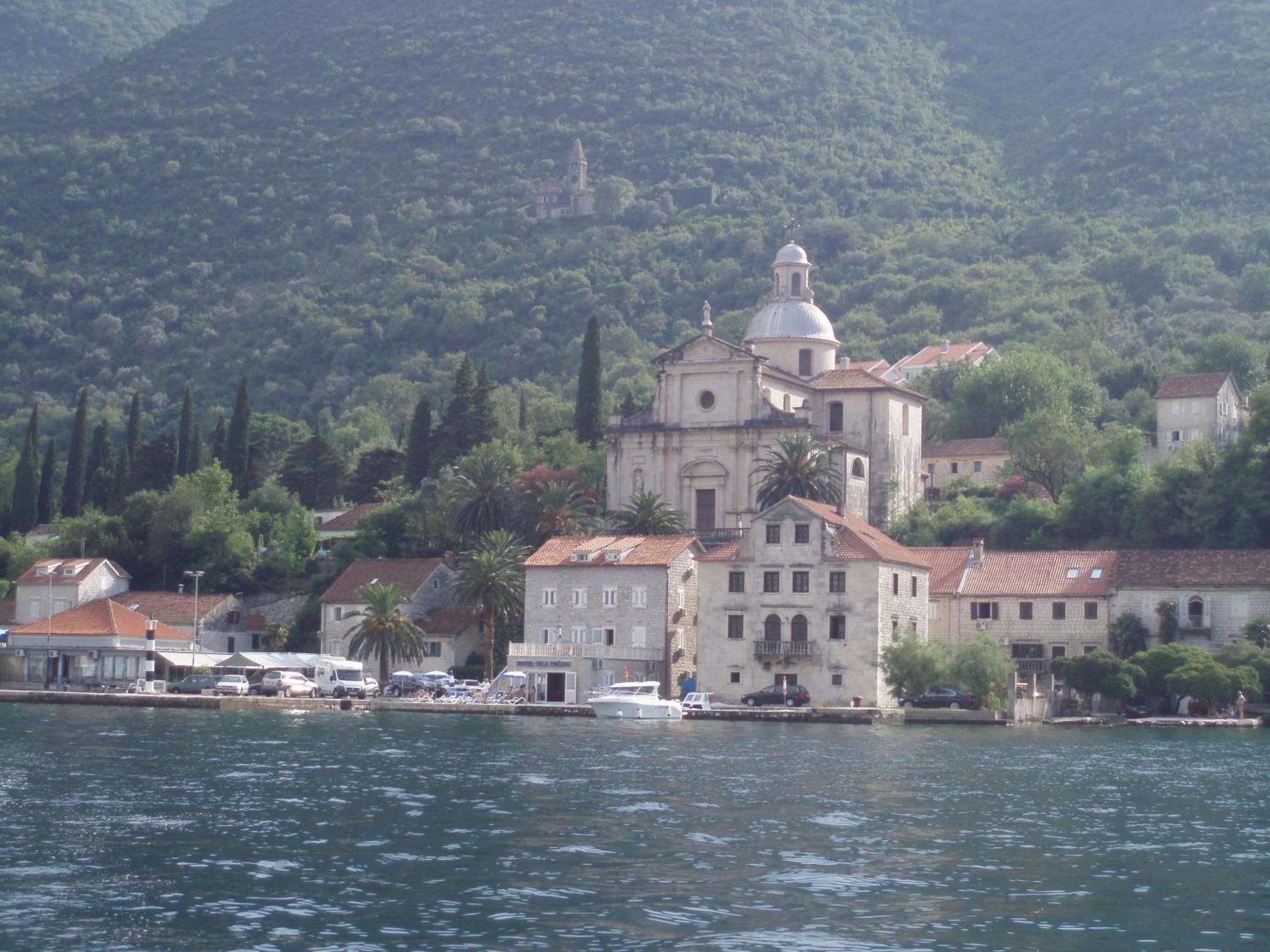Djurovic Apartments Montenegro Kotor Ngoại thất bức ảnh
