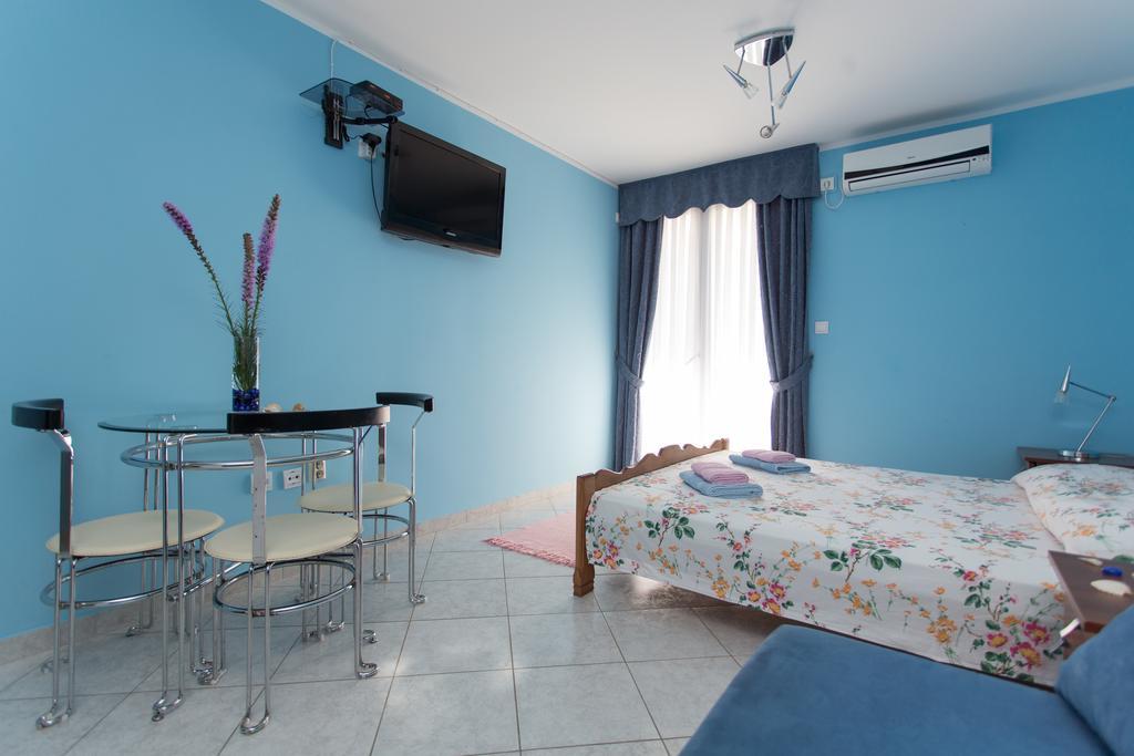 Djurovic Apartments Montenegro Kotor Ngoại thất bức ảnh