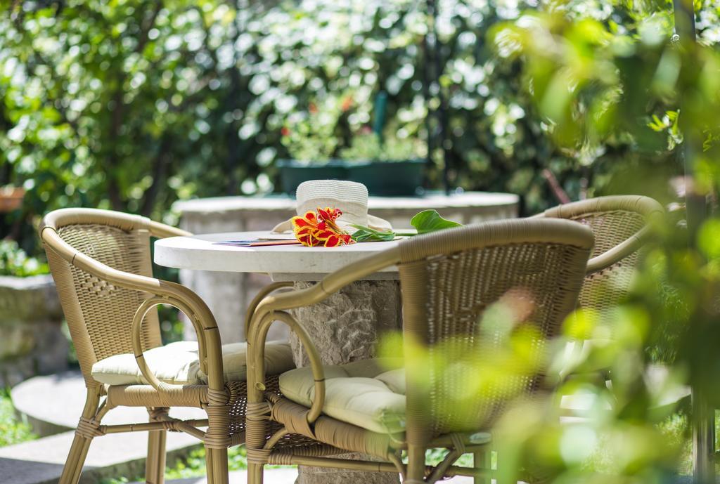 Djurovic Apartments Montenegro Kotor Ngoại thất bức ảnh