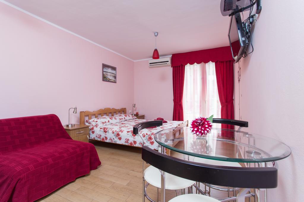 Djurovic Apartments Montenegro Kotor Ngoại thất bức ảnh